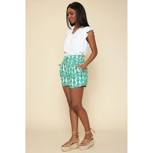 Skies Are Blue Floral High Waist Pleated Trouser Shorts Size Small Green